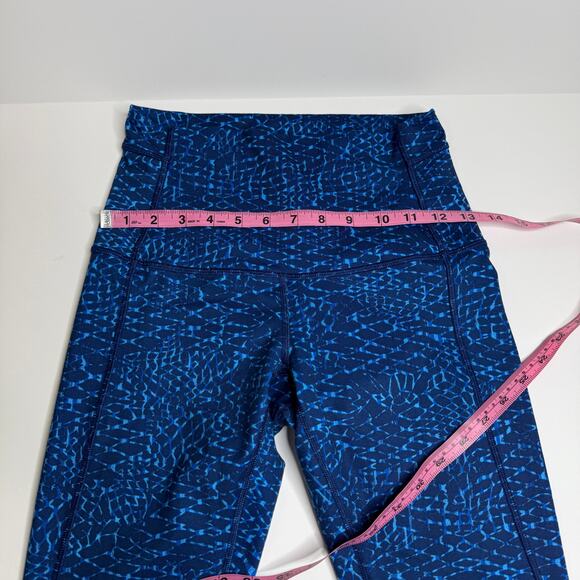 Lululemon Pure‎ Practice Pant Leggings in Samba Snake Kayak Blue Size 6 - Picture 5 of 7